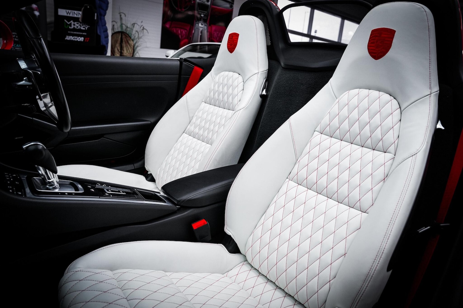 Used Porsche Boxster 2018 for sale - 76658113: Photo 25