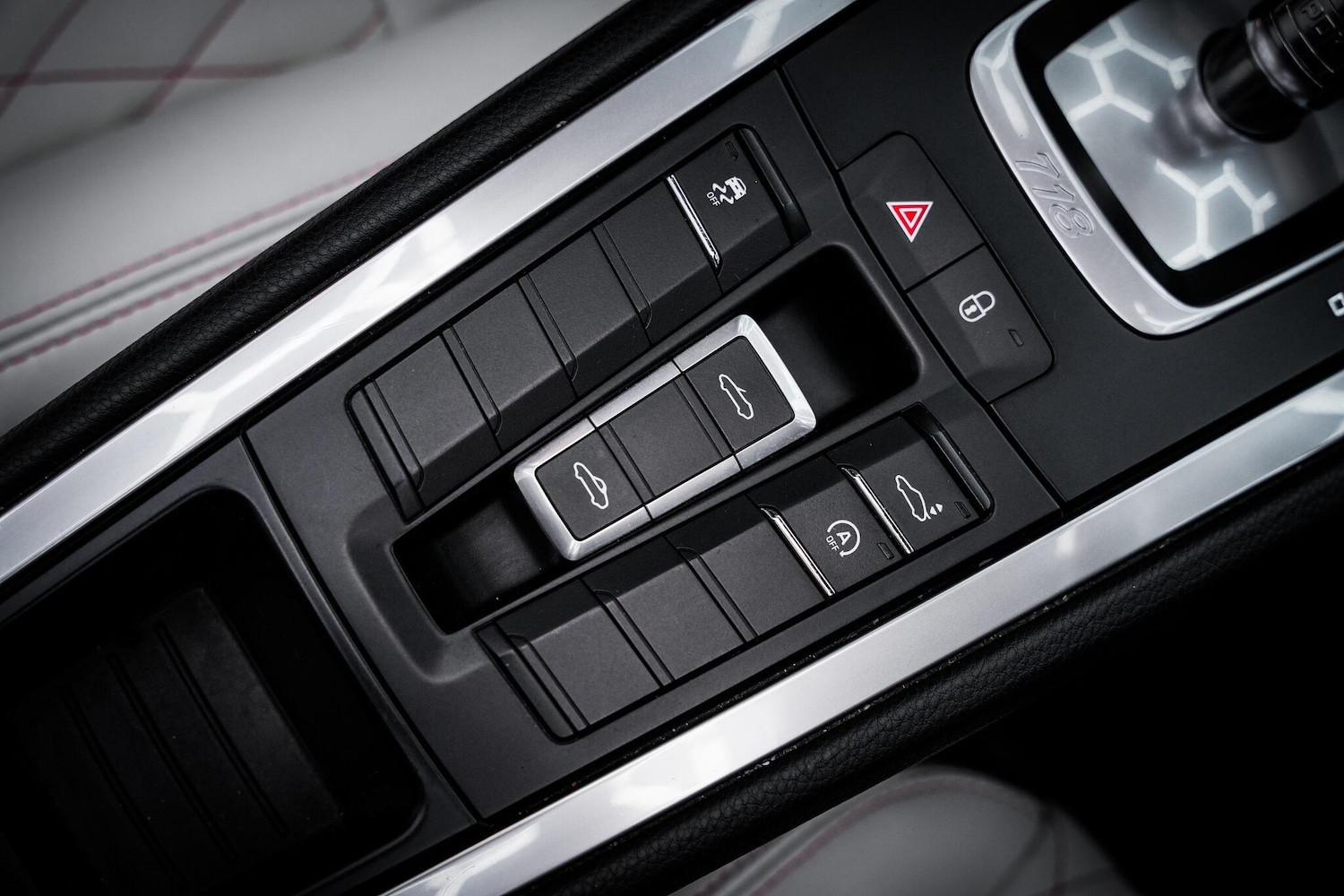 Used Porsche Boxster 2018 for sale - 76658113: Photo 46