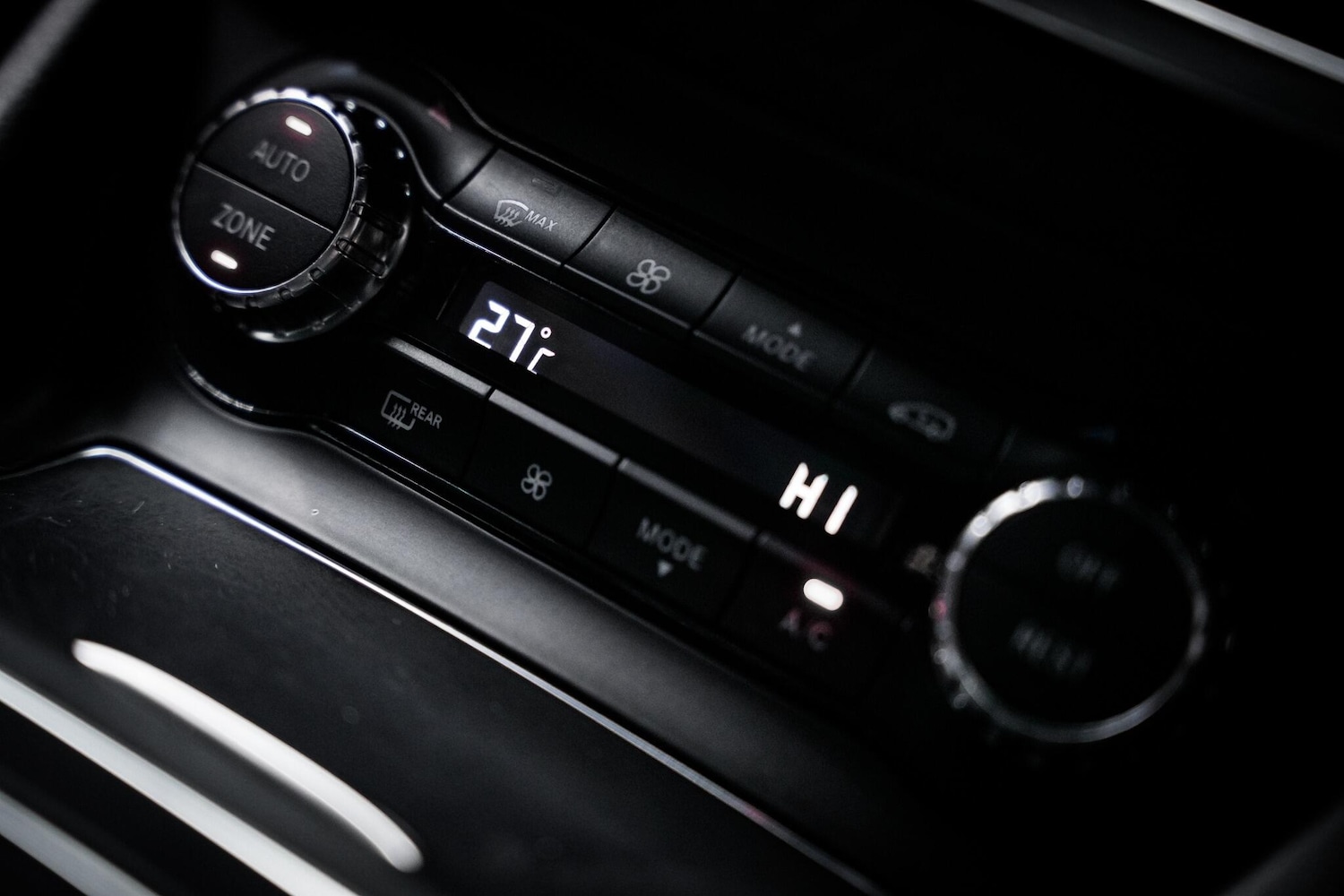 Used Mercedes-Benz A-Class 2017 for sale - 78047430: Photo 40