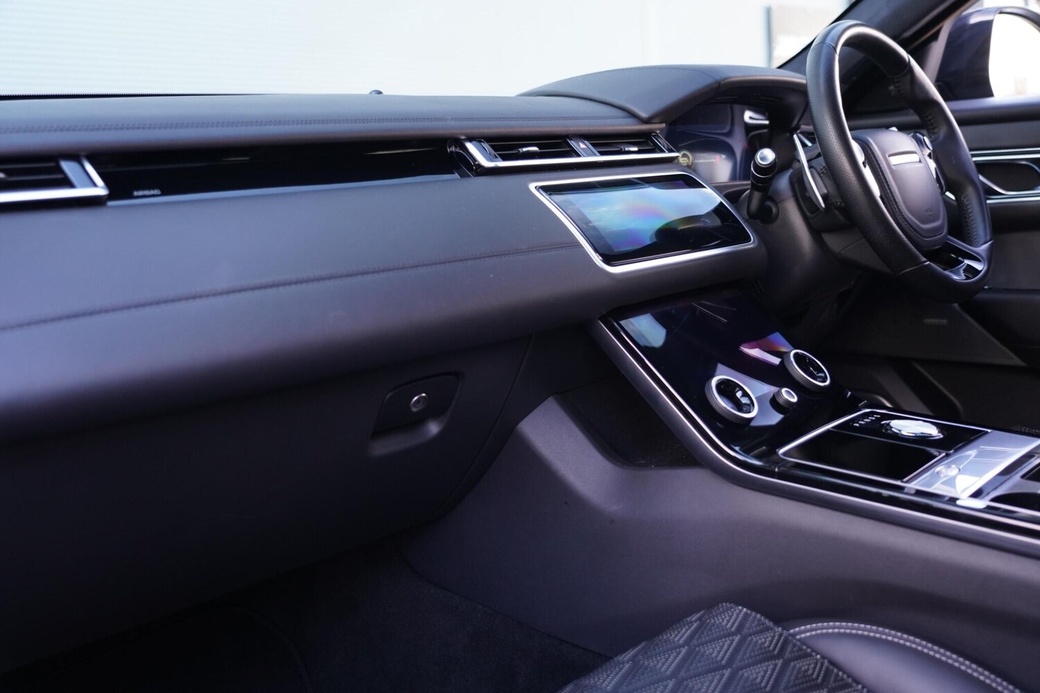 Used Land Rover Range Rover Velar for sale - 78185152: Photo 16