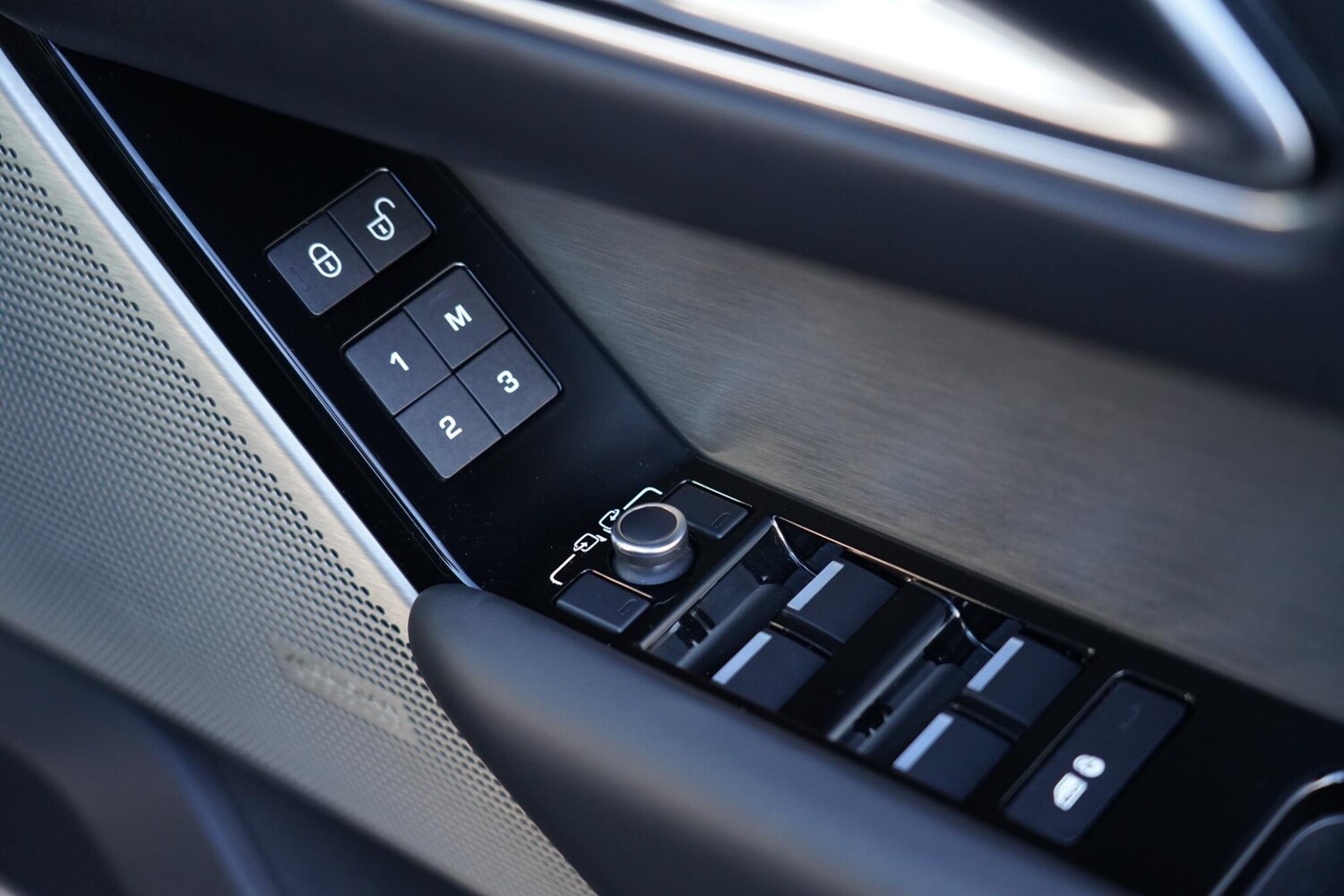 Used Land Rover Range Rover Velar for sale - 78185152: Photo 28