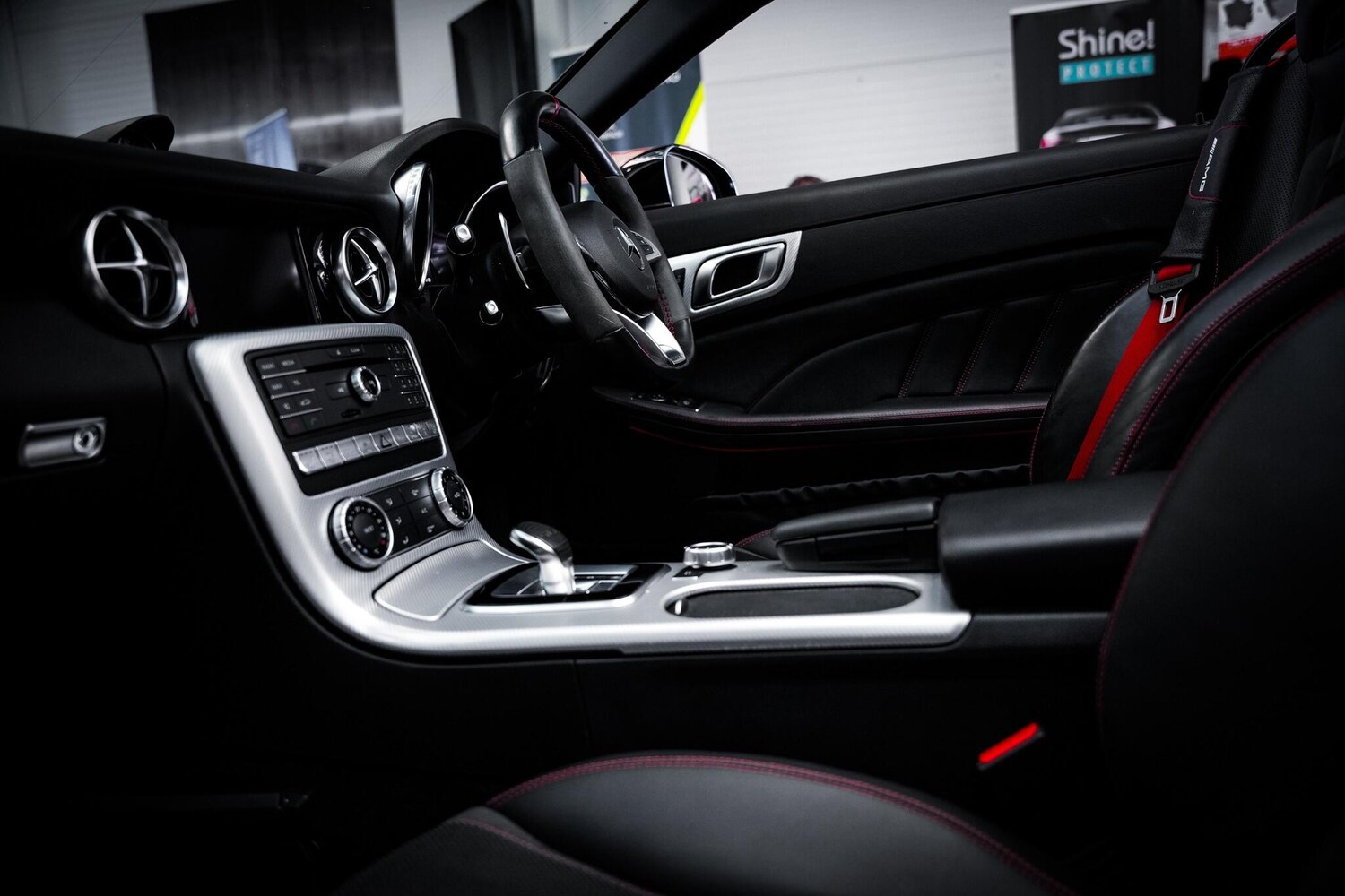 Used Mercedes-Benz SLC 2016 for sale - 77969837: Photo 4