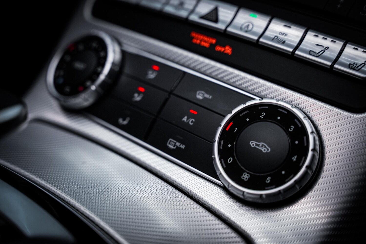 Used Mercedes-Benz SLC 2016 for sale - 77969837: Photo 43