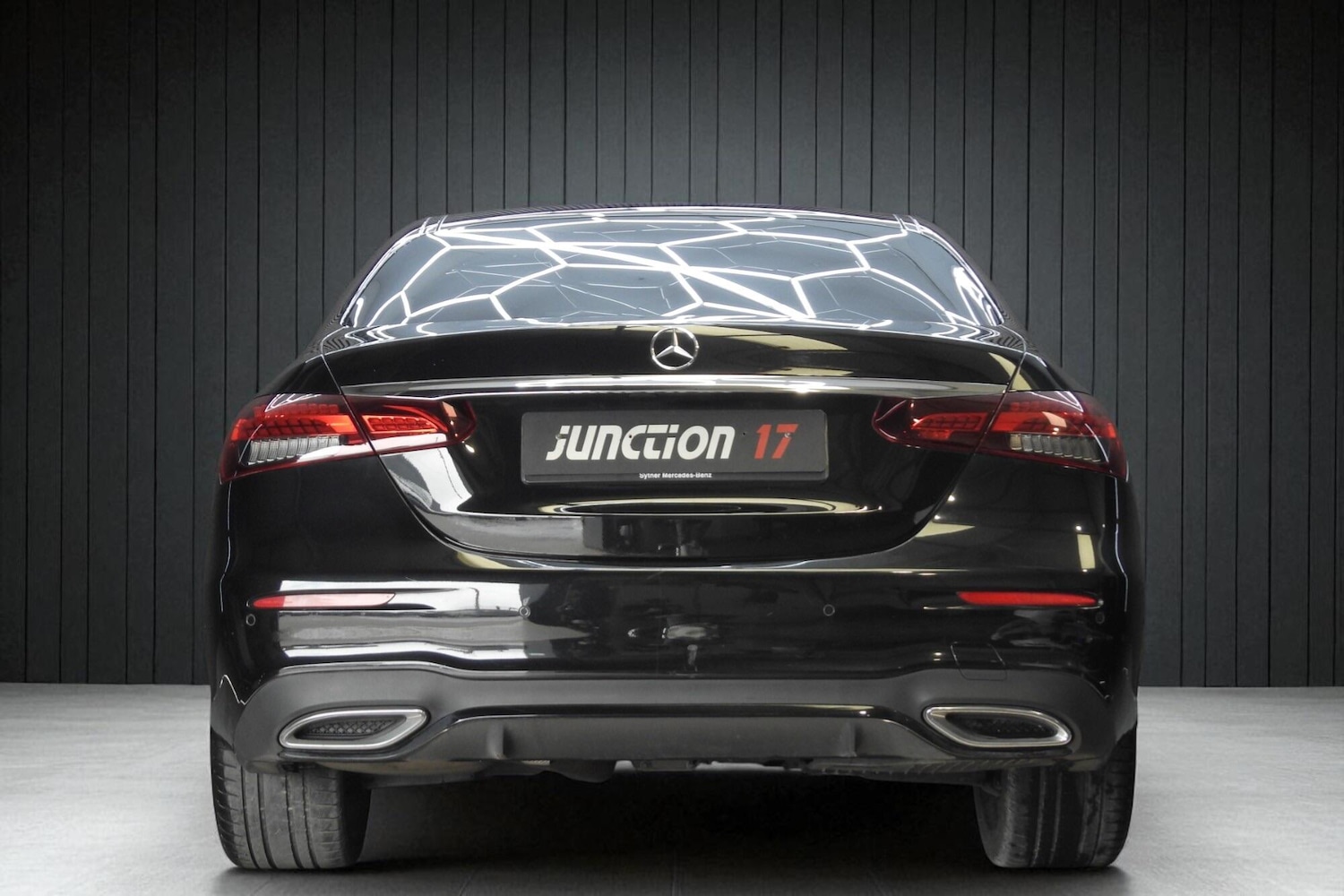 Used Mercedes-Benz E Class 2020 for sale - 76659004: Photo 3