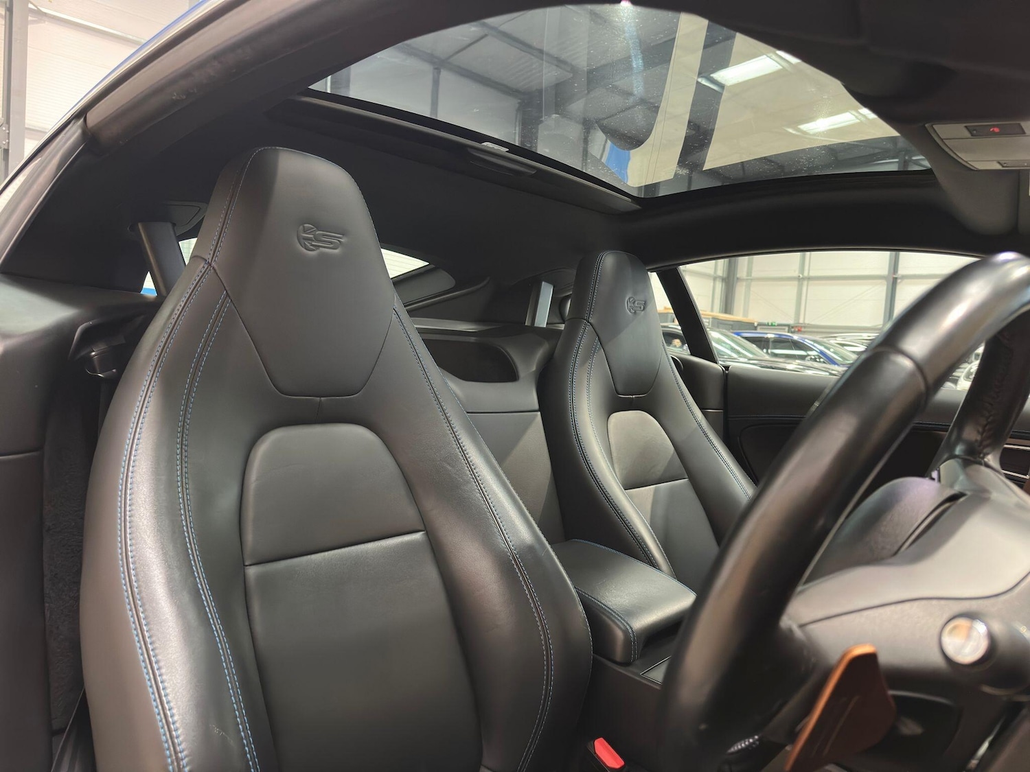 Used Jaguar F-Type for sale - 76659336: Photo 17