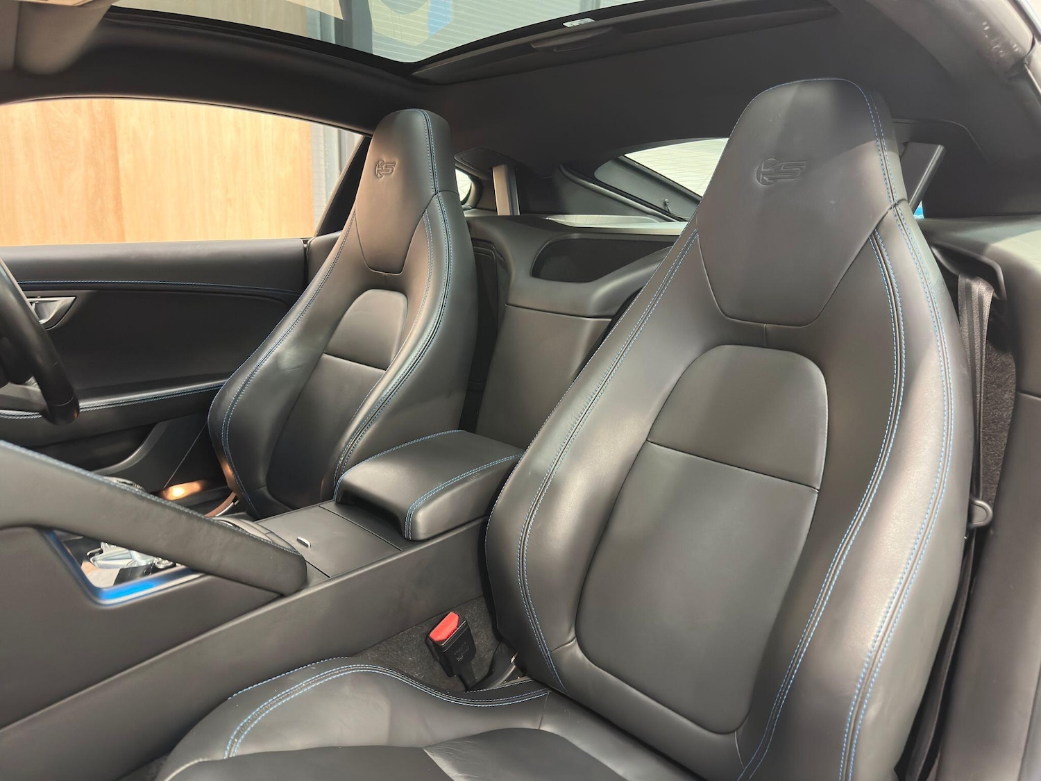 Used Jaguar F-Type for sale - 76659336: Photo 20