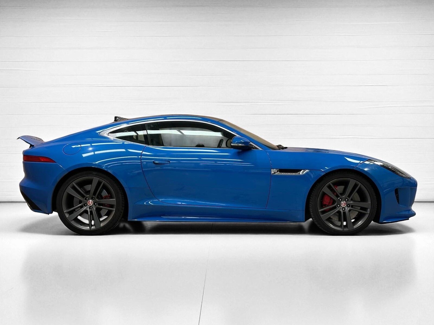 Used Jaguar F-Type for sale - 76659336: Photo 5