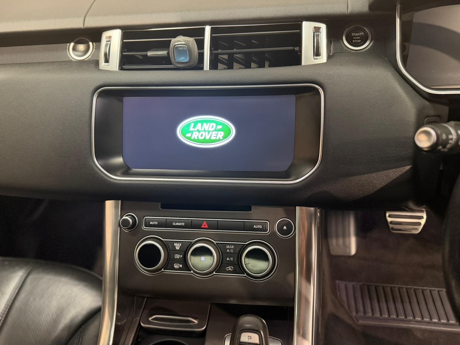 Used Land Rover Range Rover Sport 2017 for sale - 76658270: Photo 36