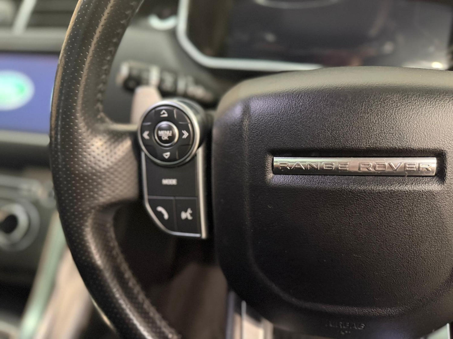 Used Land Rover Range Rover Sport 2017 for sale - 76658270: Photo 40