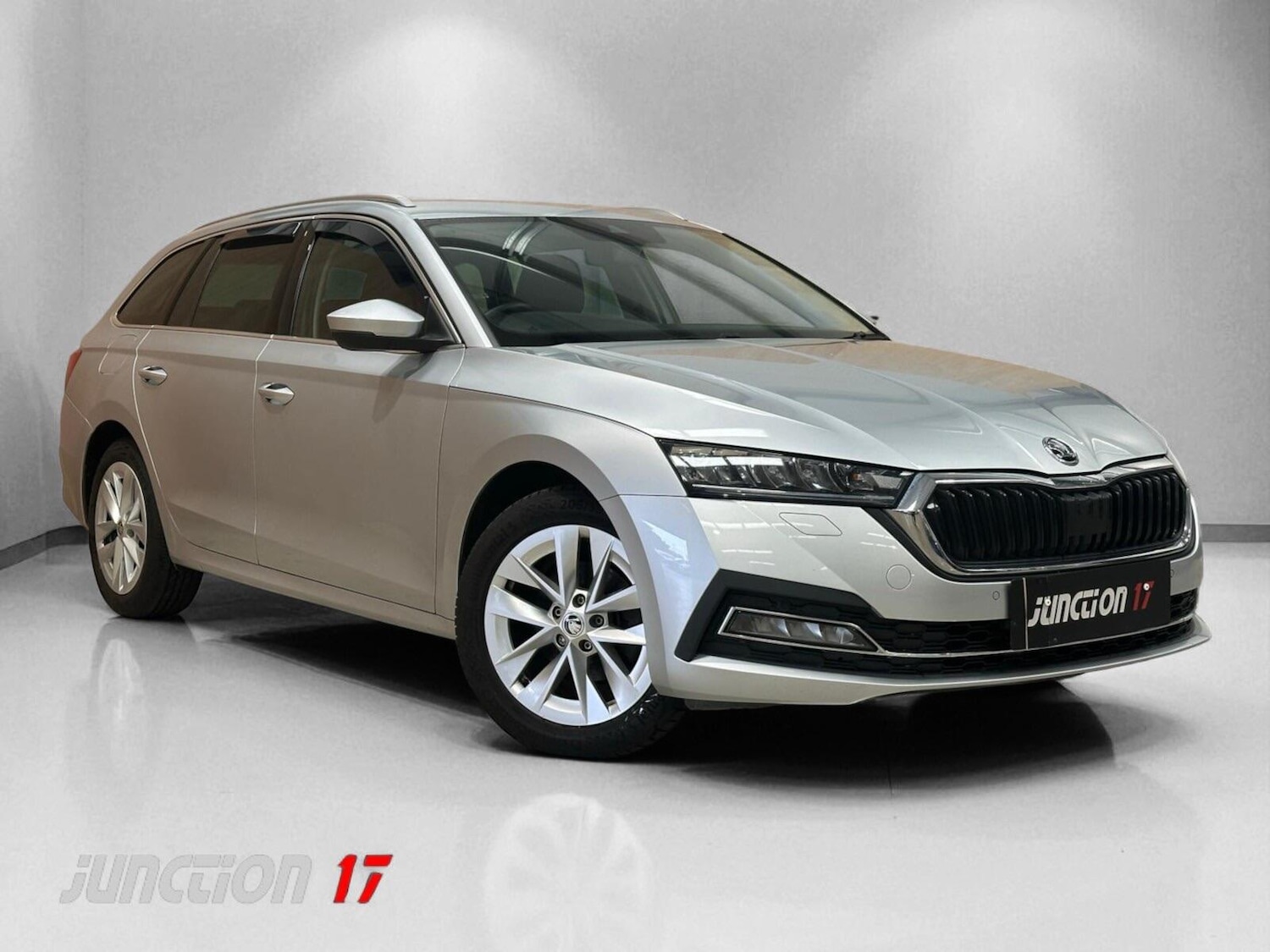 Used Skoda Octavia 2020 for sale - 76657245: Photo 1