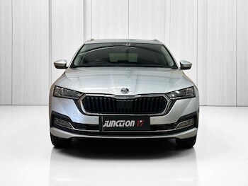 Used Skoda Octavia 2020 for sale - 76657245: Photo