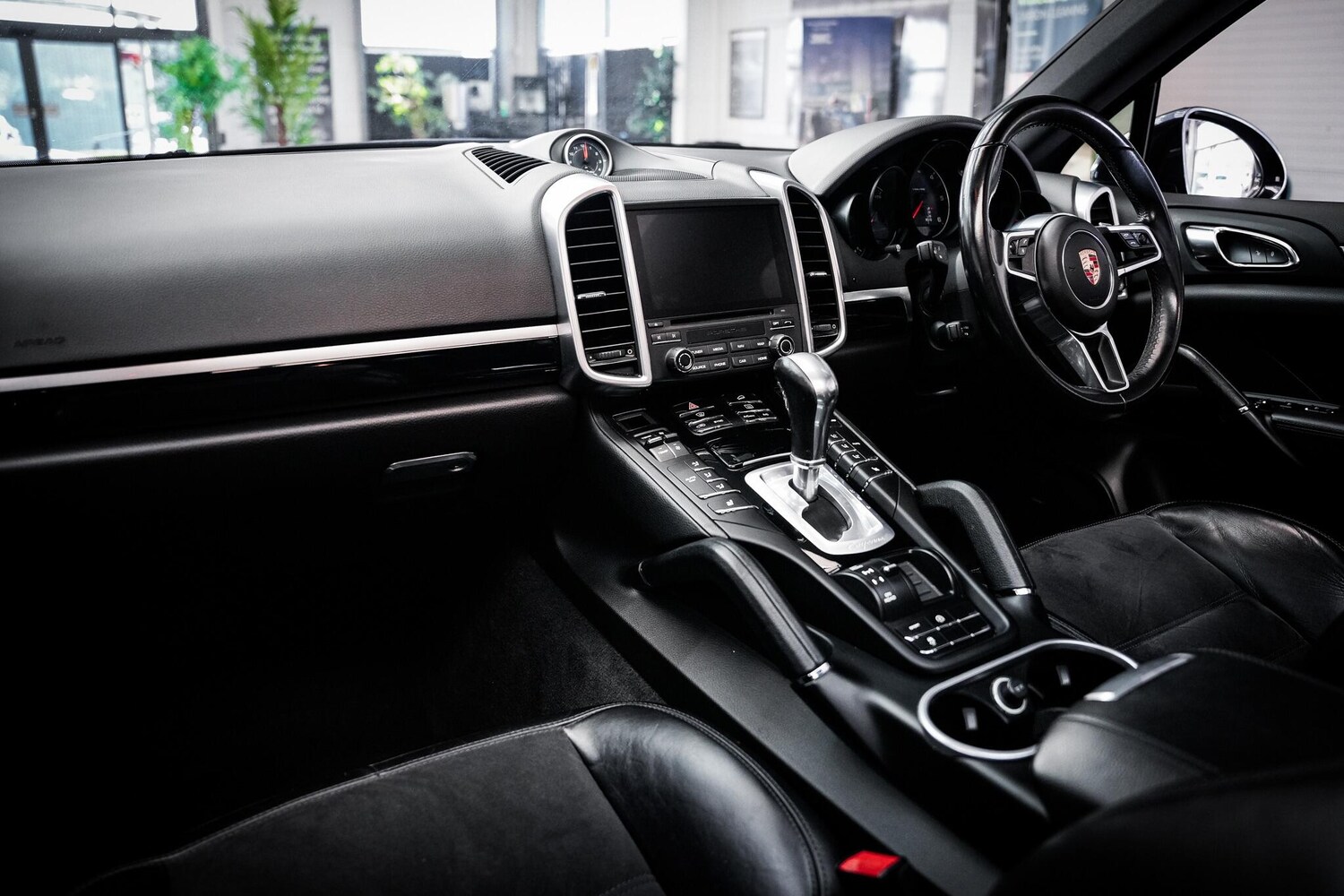 Used Porsche Cayenne 2016 for sale - 77853017: Photo 23