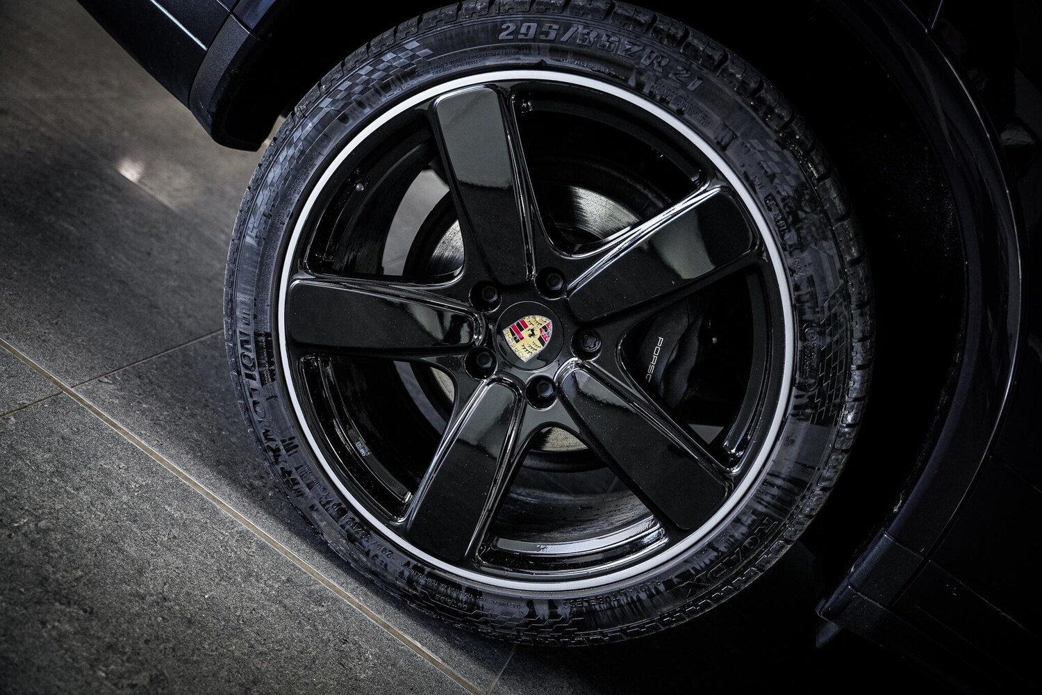 Used Porsche Cayenne 2016 for sale - 77853017: Photo 28