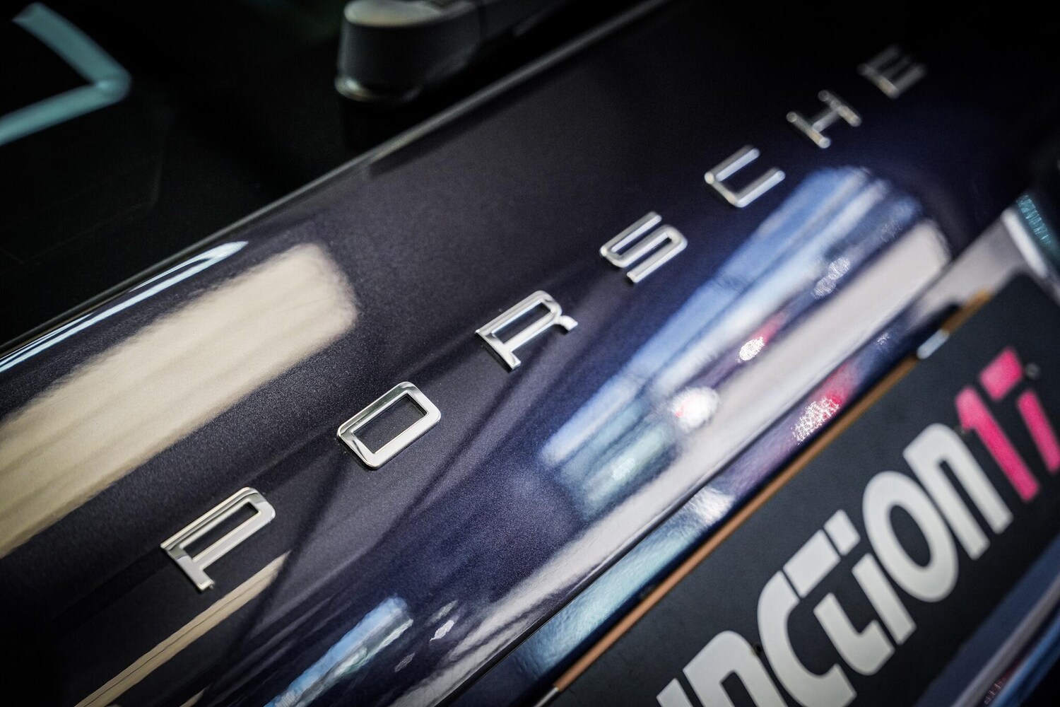 Used Porsche Cayenne 2016 for sale - 77853017: Photo 37