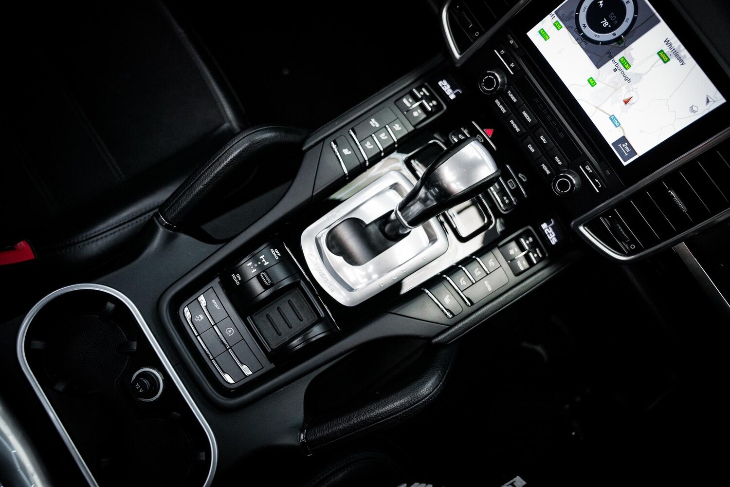 Used Porsche Cayenne 2016 for sale - 77853017: Photo 6