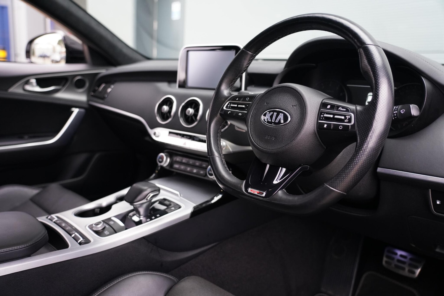 Used Kia Stinger 2018 for sale - 78184803: Photo 10