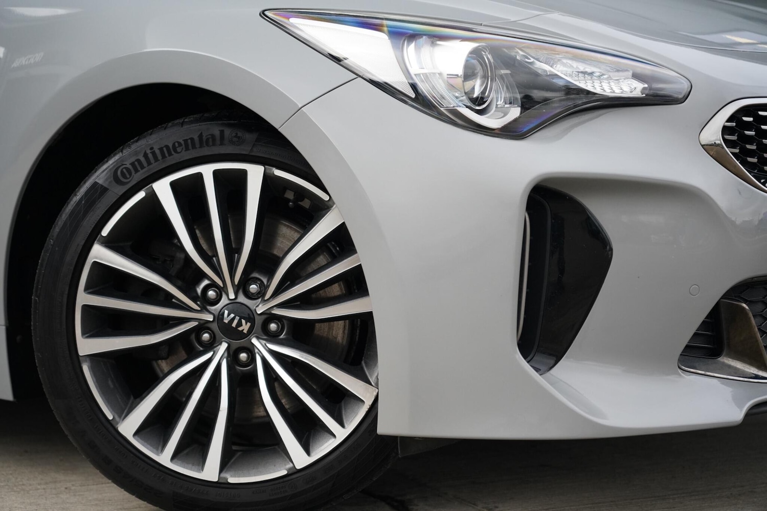 Used Kia Stinger 2018 for sale - 78184803: Photo 16