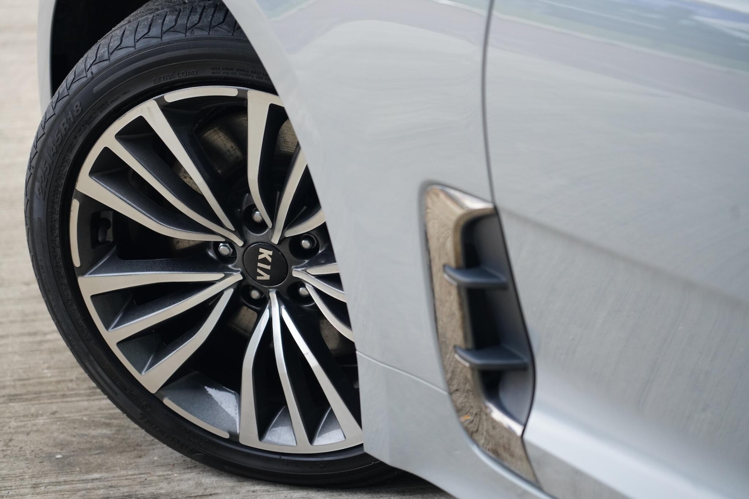 Used Kia Stinger 2018 for sale - 78184803: Photo 17