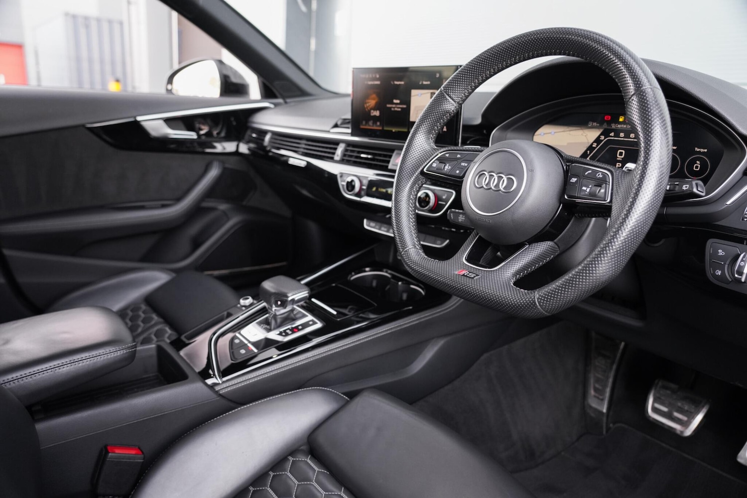 Used Audi RS4 Avant for sale - 78220252: Photo 3