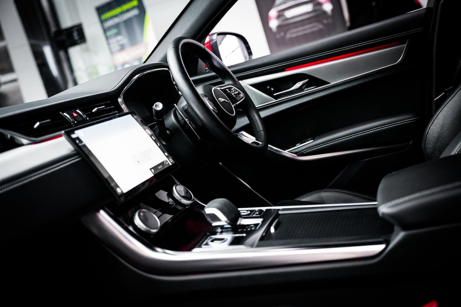 Used Jaguar XF 2023 for sale - 77671120: Photo 3