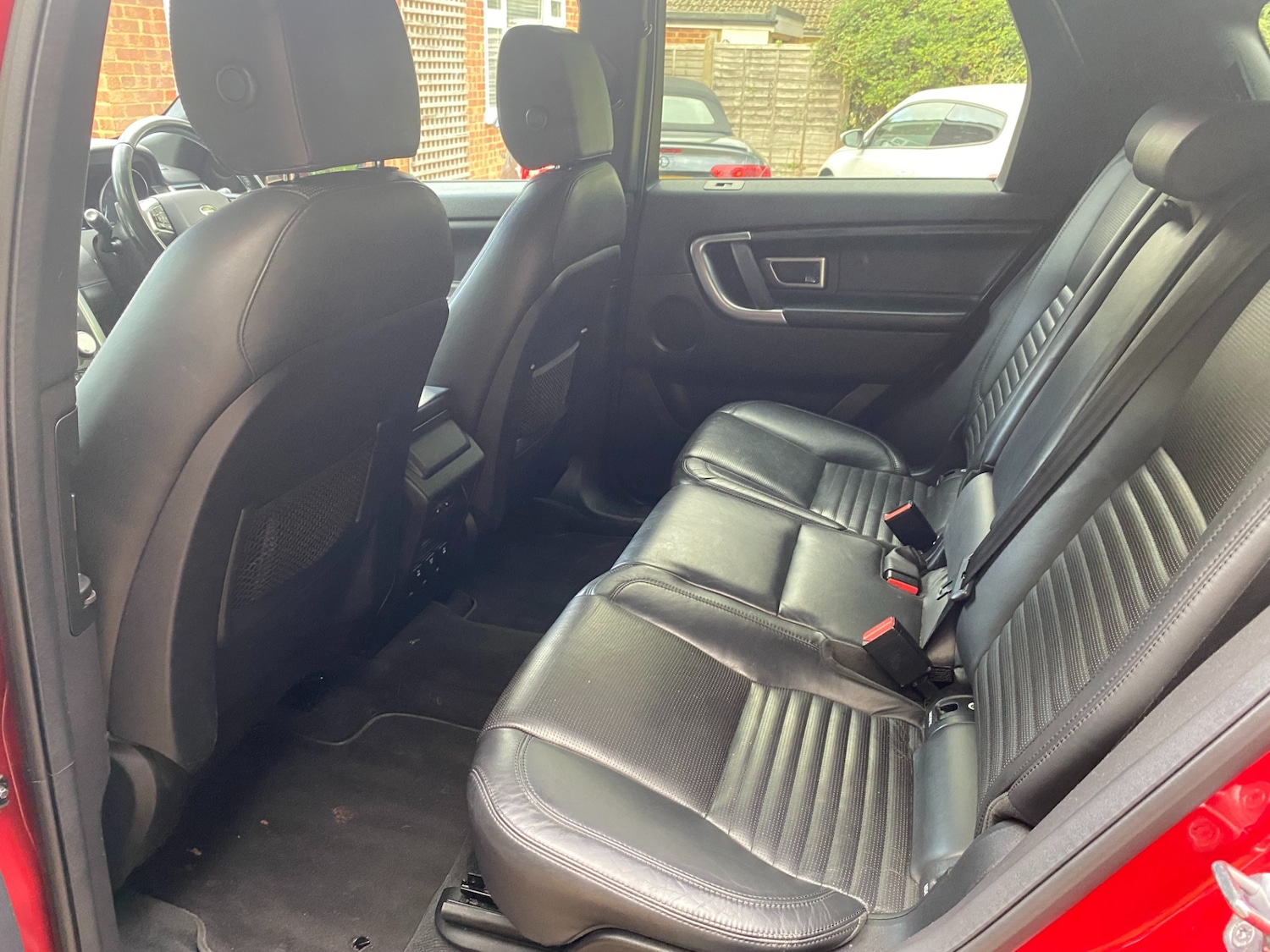 Used Land Rover Discovery Sport 2015 for sale - 76181233: Photo 8