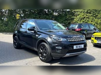 Used Land Rover Discovery Sport 2017 for sale - 79547834: Photo