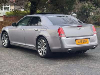 Used Chrysler 300C 2015 for sale - 77258644: Photo 4