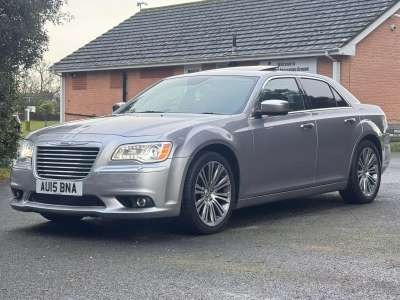 Used Chrysler 300C 2015 for sale - 77258644: Photo 5