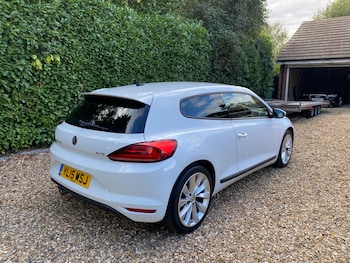 Used Volkswagen Scirocco 2015 for sale - 76030837: Photo 2