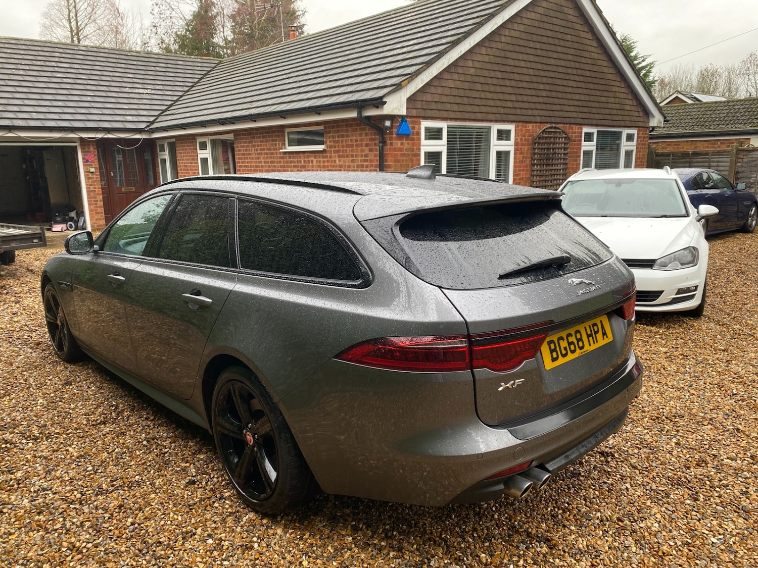 Used Jaguar XF 2018 for sale - 77210329: Photo 4