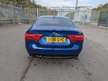 Used Jaguar XE 2016 for sale - 76192505: Photo 3