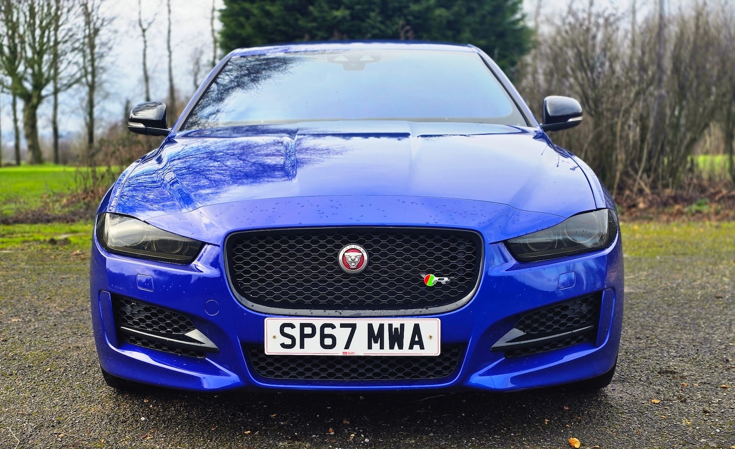 Used Jaguar XE 2017 for sale - 77329578: Photo 2