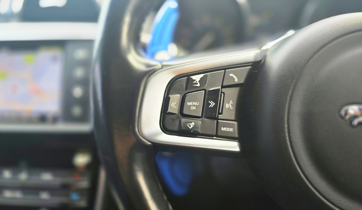 Used Jaguar XE 2017 for sale - 77329578: Photo 21