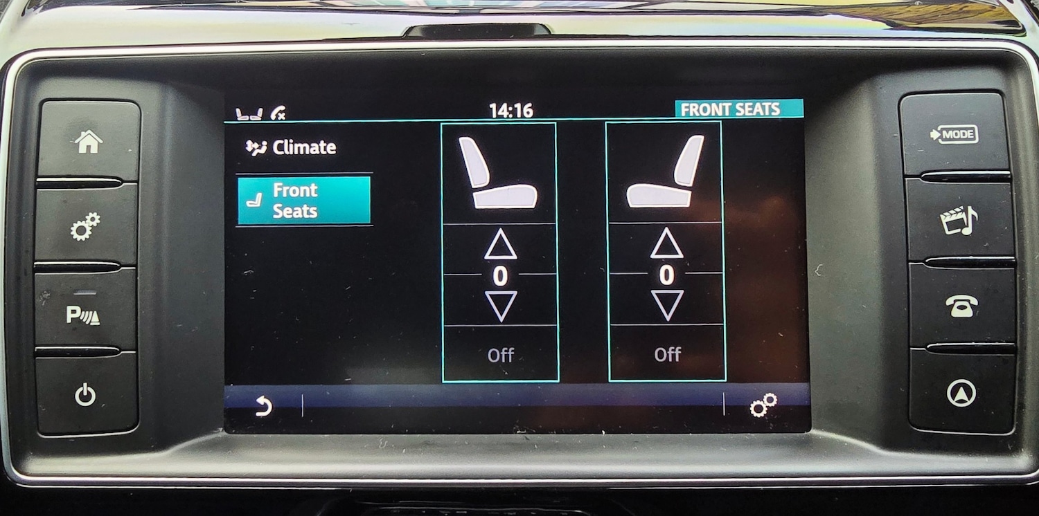 Used Jaguar XE 2017 for sale - 77329578: Photo 27