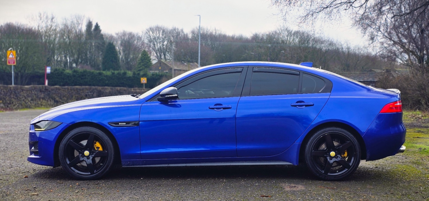 Used Jaguar XE 2017 for sale - 77329578: Photo 3