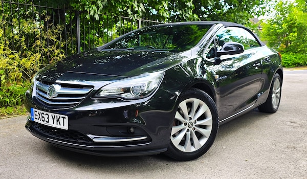 Used Vauxhall Cascada 2013 for sale - 71449527: Photo 1