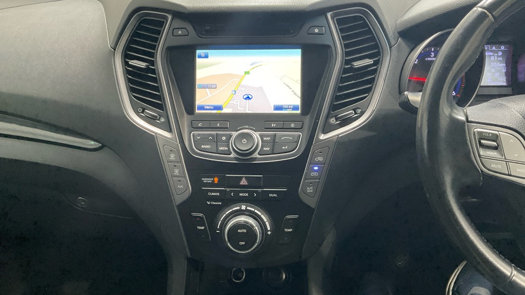 Used Hyundai Santa Fe 2014 for sale - 76335272: Photo 10