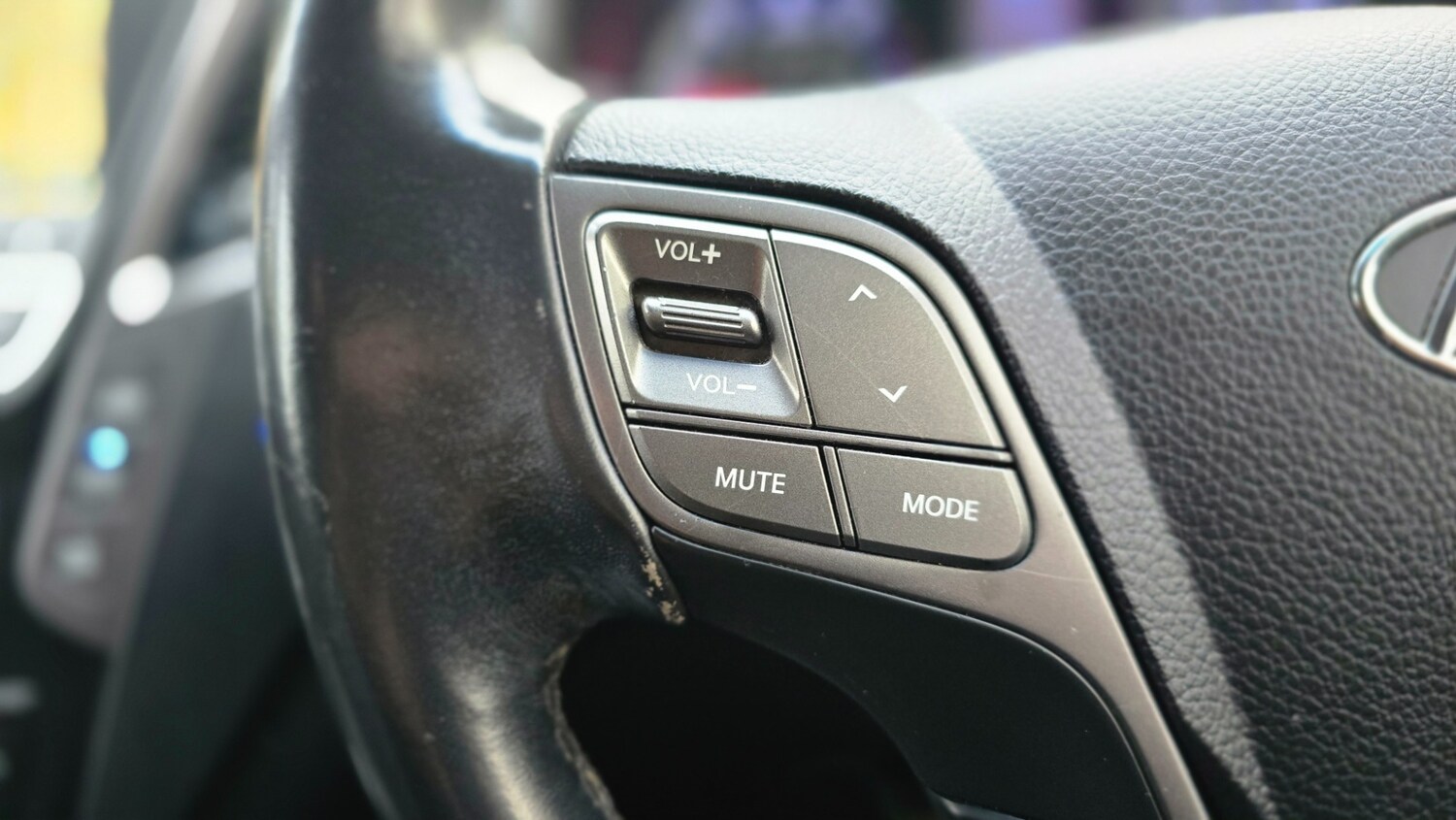 Used Hyundai Santa Fe 2014 for sale - 76335272: Photo 26