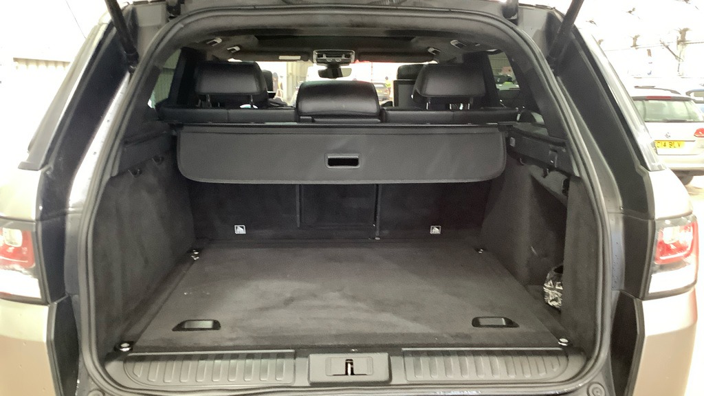 Used Land Rover Range Rover Sport 2017 for sale - 76664300: Photo 10