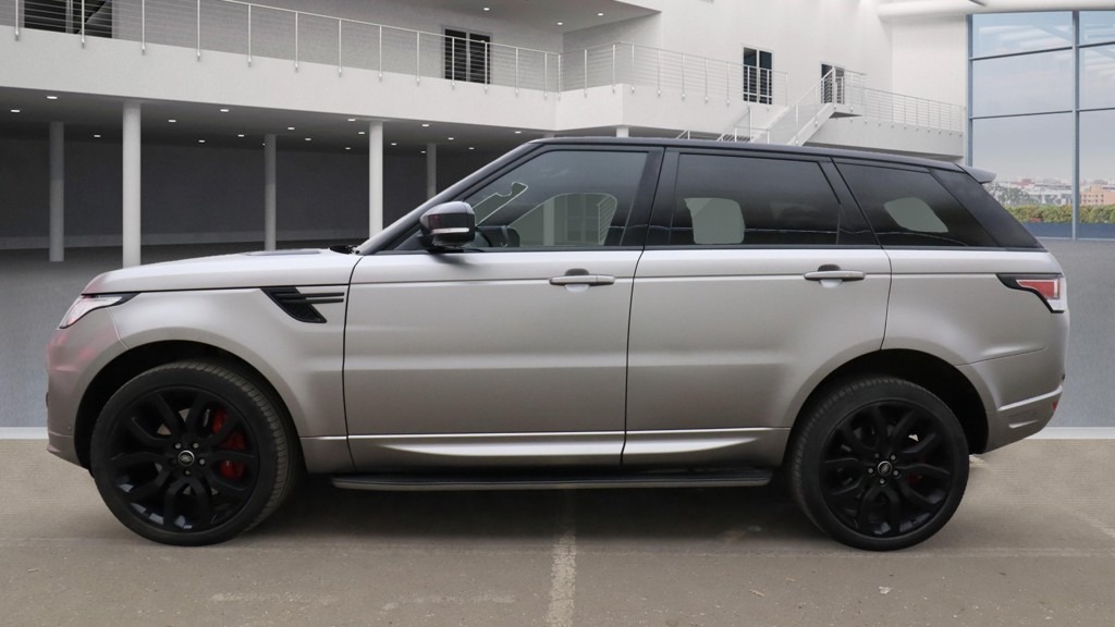 Used Land Rover Range Rover Sport 2017 for sale - 76664300: Photo 3