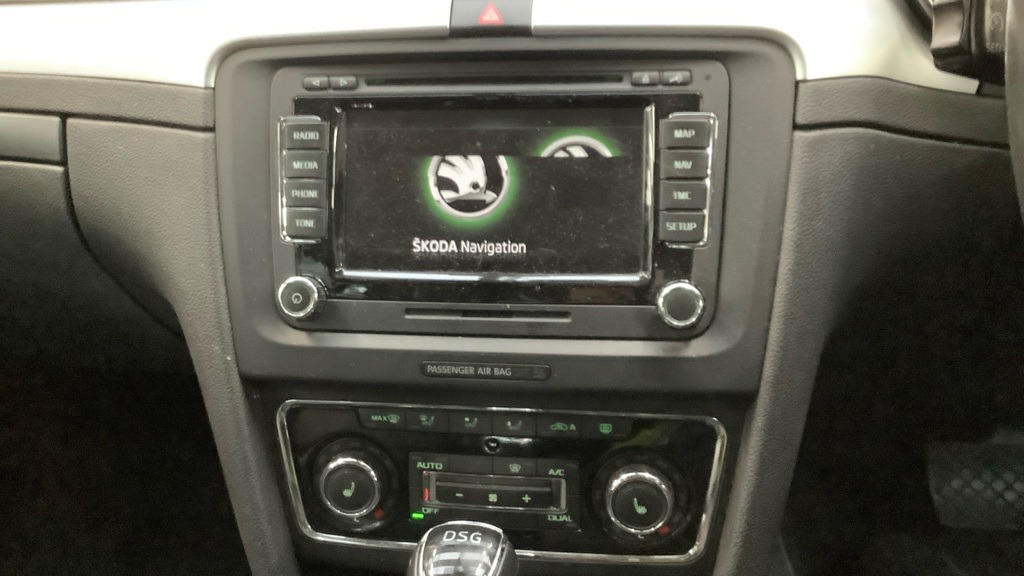 Used Skoda Superb 2014 for sale - 78146115: Photo 11