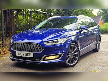2017 (17) - 2.0 ECOBOOST 5dr AUTOMATIC ESTATE + QUILTED LEATHER + NAV + CAMERA + FSH +