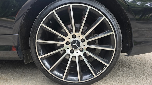 Used Mercedes-Benz E-Class 2013 for sale - 75151871: Photo 20