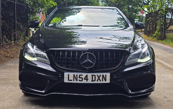 Used Mercedes-Benz E-Class 2013 for sale - 75151871: Photo 2