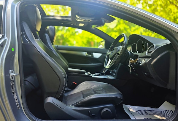 Used Mercedes-Benz C-Class 2015 for sale - 75296705: Photo 16