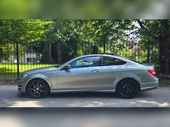 Used Mercedes-Benz C-Class 2015 for sale - 75296705: Photo