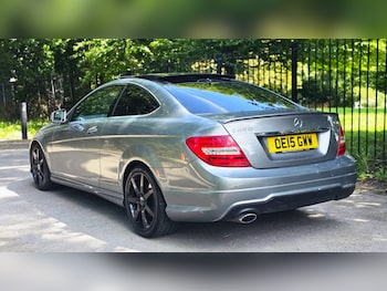Used Mercedes-Benz C-Class 2015 for sale - 75296705: Photo