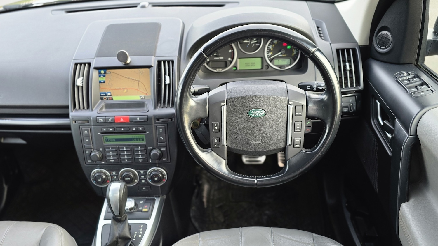 Used Land Rover Freelander 2011 for sale - 77229181: Photo 18
