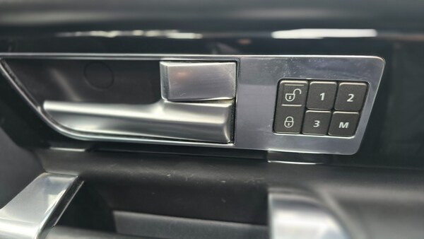 Used Land Rover Discovery 2015 for sale - 74440087: Photo 27