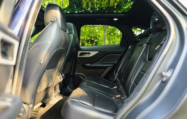 Used Jaguar F-Pace 2016 for sale - 74853824: Photo 11